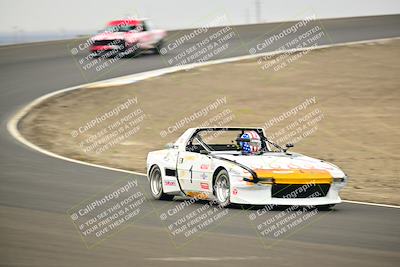 media/Jan-26-2025-CalClub SCCA (Sun) [[cfcea7df88]]/Group 5/Race/